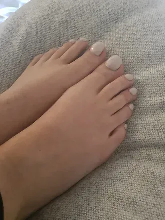 OnlyFans cuenta tootsie_toots header 2