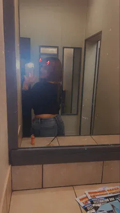OnlyFans account  wadeandcherine avatar 1