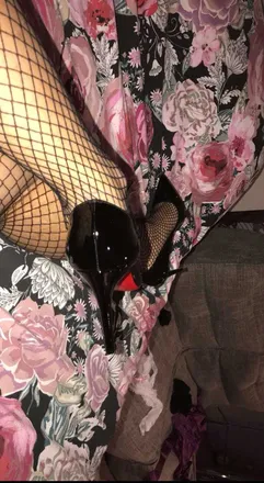 OnlyFans cuenta hornypakistanigirl header 2