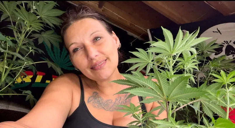 OnlyFans cuenta ashh_anderson header 2
