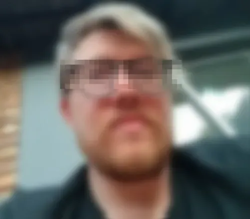OnlyFans account  dadmanwalking avatar 1