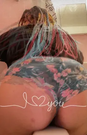 OnlyFans cuenta its.kiaox3 header 2