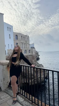 OnlyFans cuenta snow143 header 2