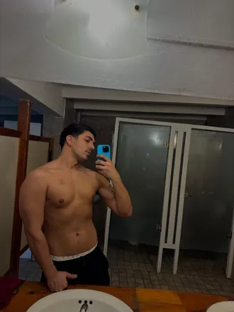 OnlyFans cuenta yourmichaelxx header 2