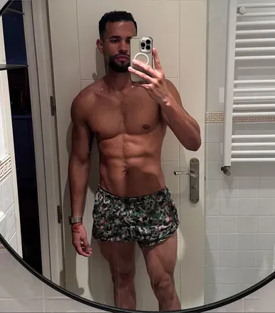OnlyFans cuenta apoloafrox avatar 1