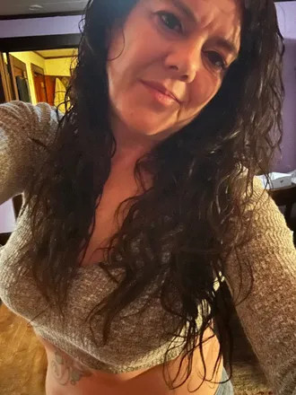 OnlyFans cuenta queen_leah5 header 2