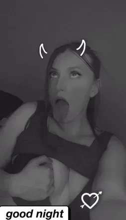 OnlyFans cuenta heroindaughter avatar 1