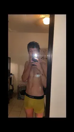OnlyFans cuenta vinnylovee98 avatar 1