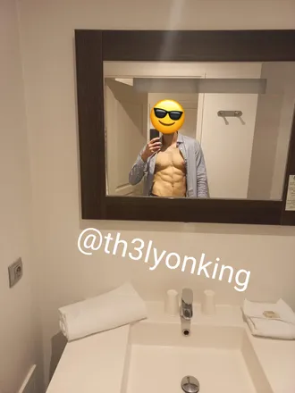 OnlyFans cuenta th3lyonking header 2
