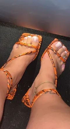 OnlyFans cuenta toetillytoesss avatar 1