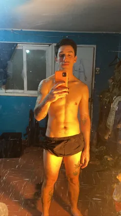 OnlyFans cuenta myeyesofred header 2