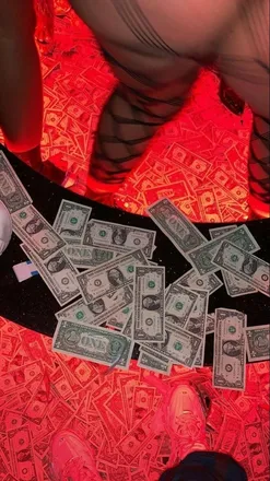 OnlyFans cuenta uhhhdej header 2