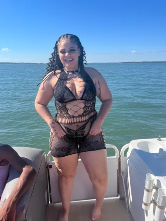 OnlyFans account  ratedrenae header 2