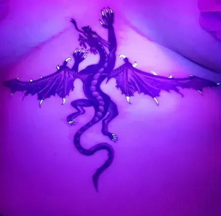 OnlyFans cuenta tattooedqueen01 header 2
