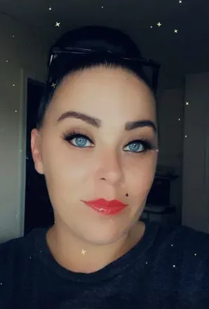 OnlyFans account  mzblueeye5 avatar 1