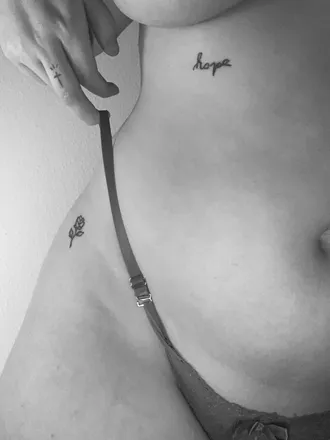 OnlyFans cuenta yonaq header 2