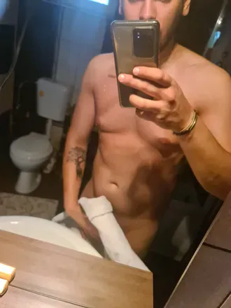 OnlyFans cuenta johnnydkk avatar 1