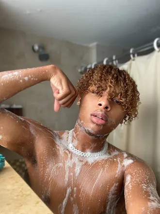 OnlyFans cuenta sexykeviin previous_avatars_1 3