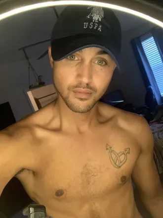 OnlyFans account  fillmythroat93 avatar 1