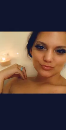 OnlyFans cuenta toxicrayne header 2