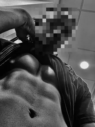 OnlyFans cuenta darkchocolate154 header 2