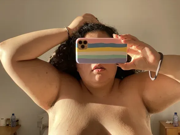 OnlyFans cuenta itsqueenieforfree avatar 1