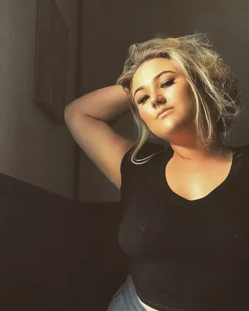 OnlyFans cuenta badieee14 header 2