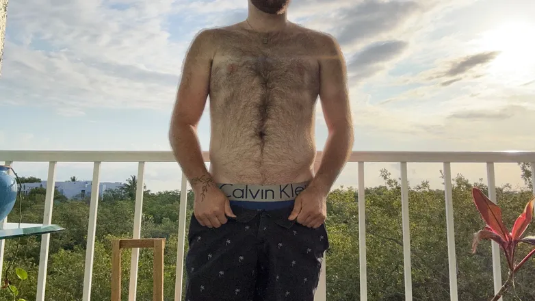 OnlyFans account  youngcub21 header 2
