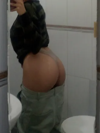 OnlyFans account  valen.tina_eg header 2