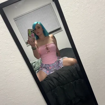 OnlyFans account  chloeemae avatar 1