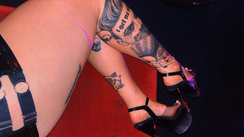 OnlyFans cuenta tillyrose33 header 2