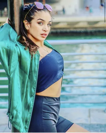 OnlyFans cuenta secret-girl header 2