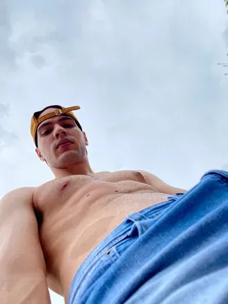 OnlyFans cuenta iamcarlosandrade header 2