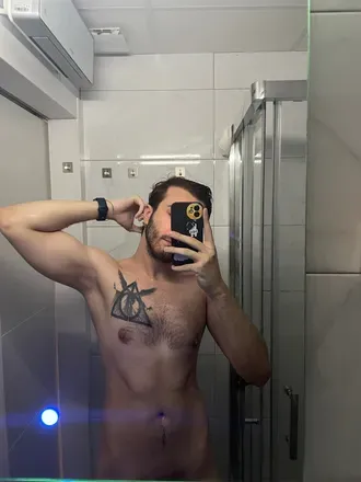 OnlyFans cuenta alexxprez header 2