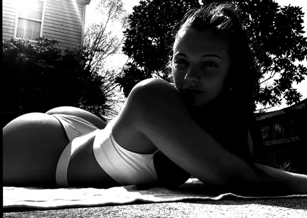OnlyFans cuenta charlotteriley header 2