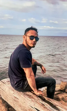 OnlyFans cuenta tomlatinx header 2
