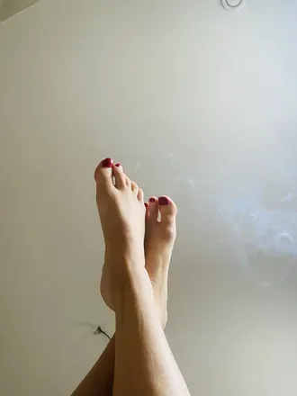 OnlyFans cuenta feet-by-maya avatar 1