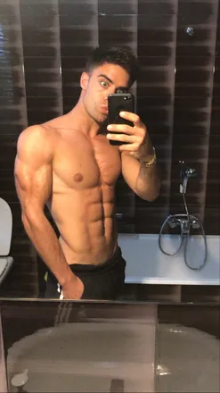 OnlyFans cuenta u88877241 header 2