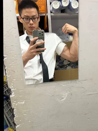 OnlyFans cuenta handsomechineseman63 header 2