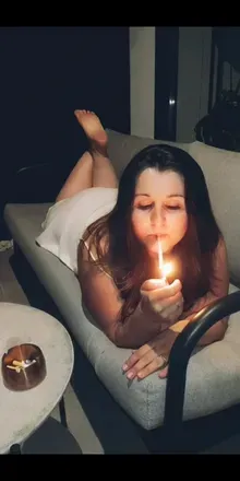 OnlyFans account  smokingvalerie avatar 1