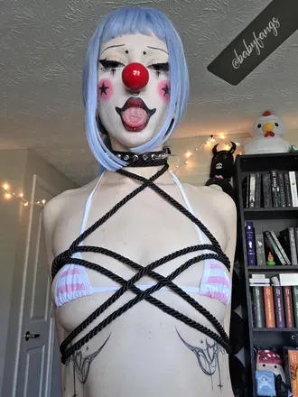 OnlyFans cuenta babyfangs avatar 1