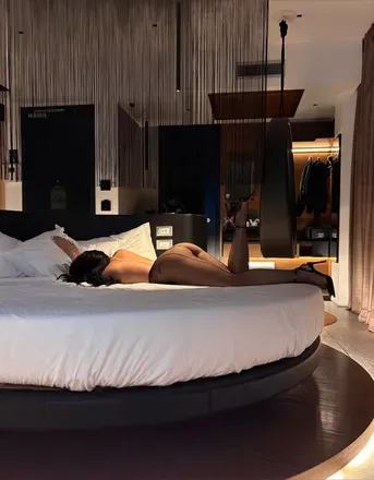 OnlyFans cuenta emillysteele header 2