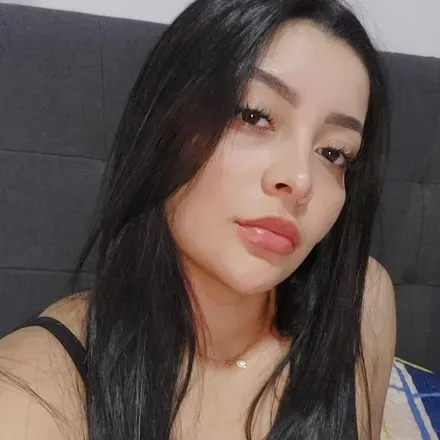 OnlyFans account  soylauri avatar 1