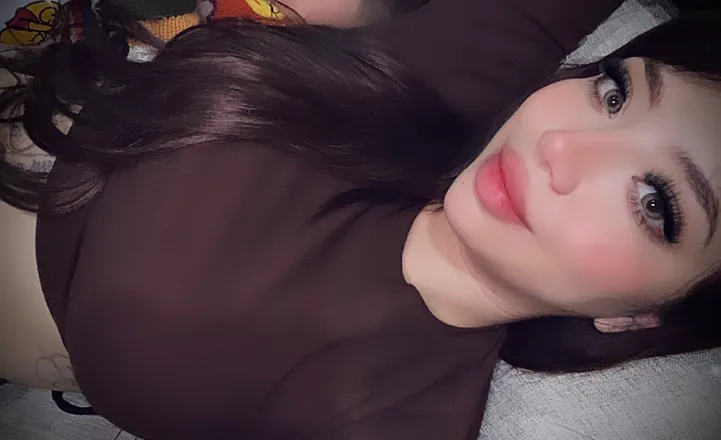 OnlyFans account  hanaani_lg header 2