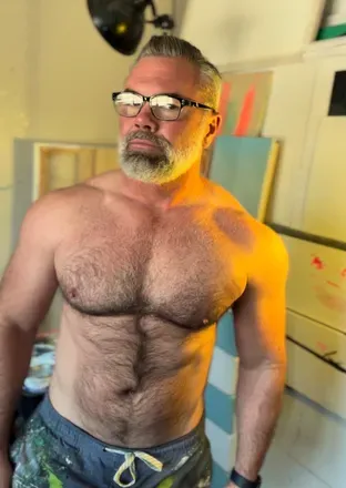 OnlyFans account  deviantdaddyartist avatar 1