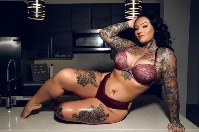 OnlyFans cuenta heathenspice header 2