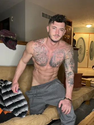 OnlyFans cuenta eastwood1000 header 2