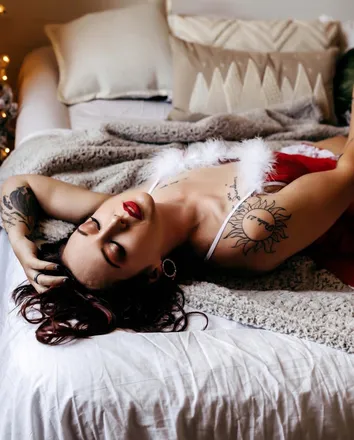 OnlyFans cuenta harleyquinn_93 header 2
