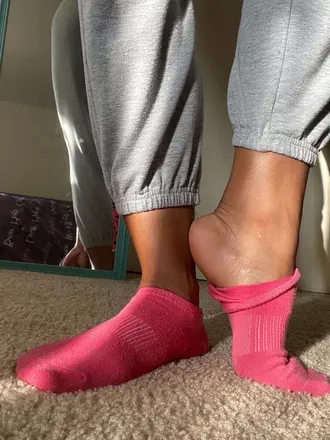 OnlyFans cuenta f33tmebaby avatar 1