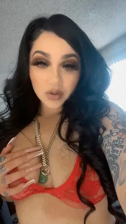 OnlyFans cuenta prettyyliljayy avatar 1